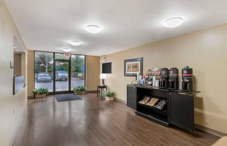 Food & Drinks 5, Extended Stay America Raleigh North Raleigh Wake, Wake