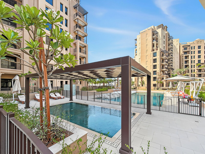 Pool 5, Stylish 1BR with Burj Al Arab View, Dubai