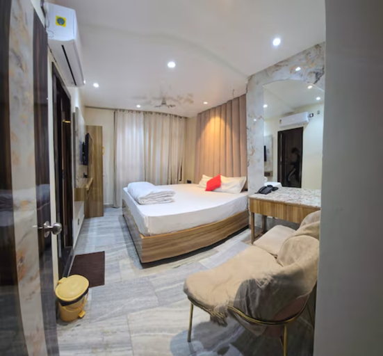 Others 4, Hotel Shri Ram International, Varanasi