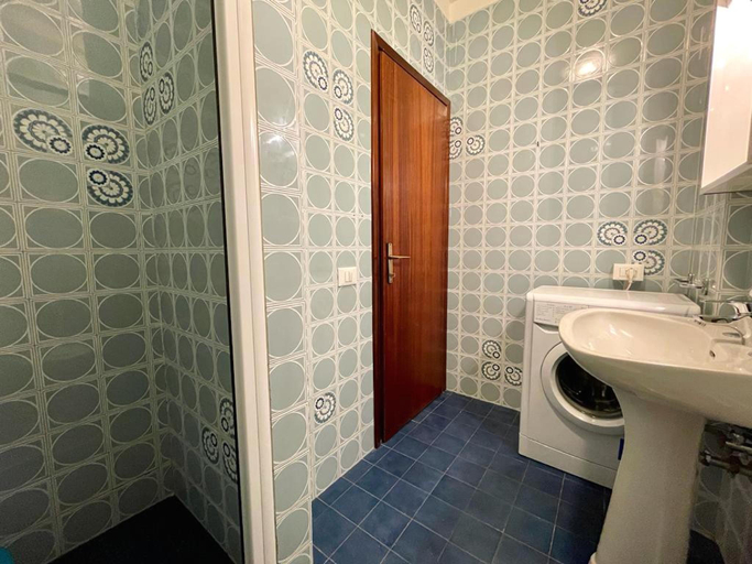 Bathroom 3, Beautiful apartment with terrace for 5 people, Venezia
