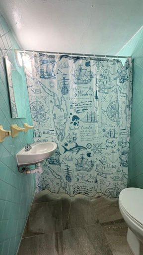 Bathroom, Hotel Zaragoza, Puebla