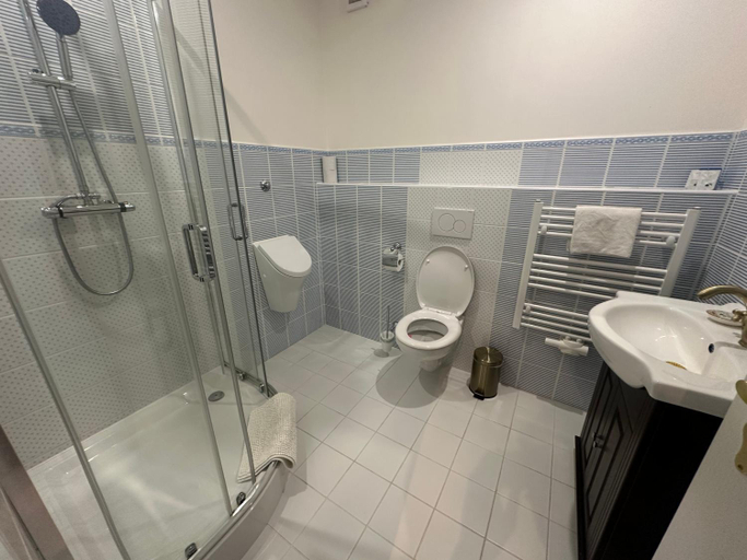 Bathroom 3, Bynovecky Zamecek, Děčín