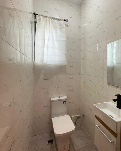 Bathroom, Dobael Luxury and Apartment Ltd, Eti-Osa