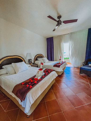 Bedroom 3, Playa Azul Cozumel Hotel, Cozumel