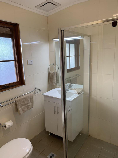 Bathroom 3, Lightning Ridge Outback Resort & Caravan Park, Walgett