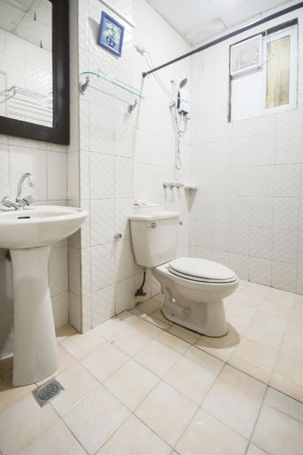 Bathroom 4, Boracay Breeze Resort, Malay