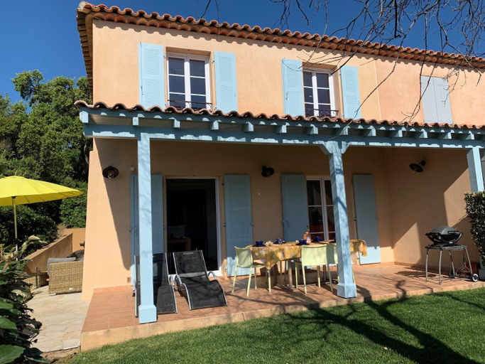 Exterior & Views 1, Family-Friendly Villa with Pool, Var