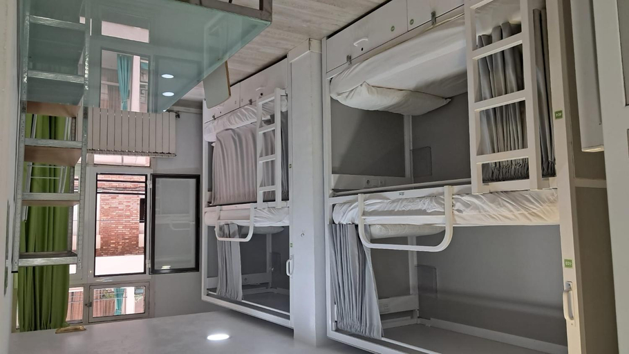 Bedroom 2, Alberguinn Hostel, Barcelona