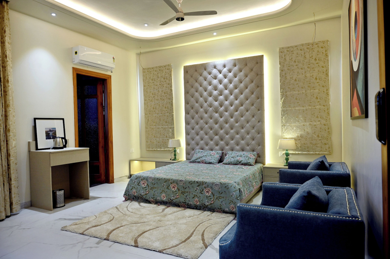 Room 3, Florentino The Luxury Villa, Amritsar