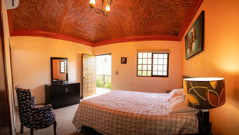 Bedroom 2, Hotel El Dorado - cerca de Chapala y del Aeropuerto, Ixtlahuacán de los Membrillos