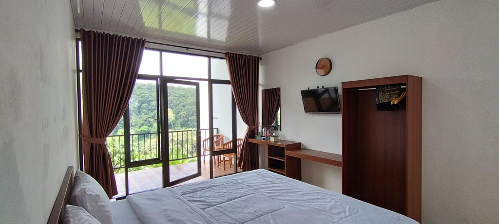 Lingkung Gunung Resort Bogor Room Type - Deluxe Suite