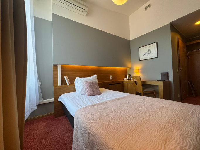 Bedroom 2, Hotel Bern by Rikas Hotels, Tallinn
