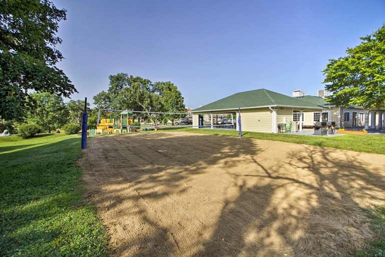 Exterior & Views 2, Stunning Water View Pet Friendly, Indoor Pool, Taney