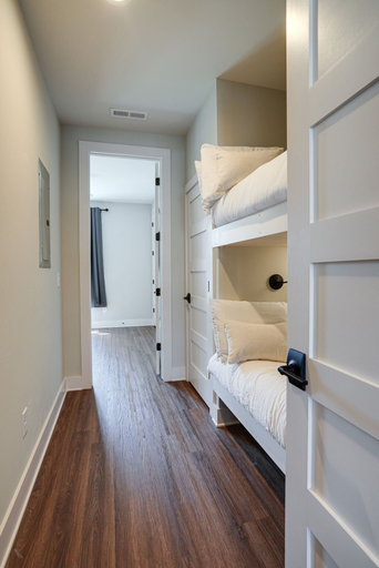 Interior 5, Modest Melrose - 5 Mins to Broadway - Rooftop Deck, Davidson