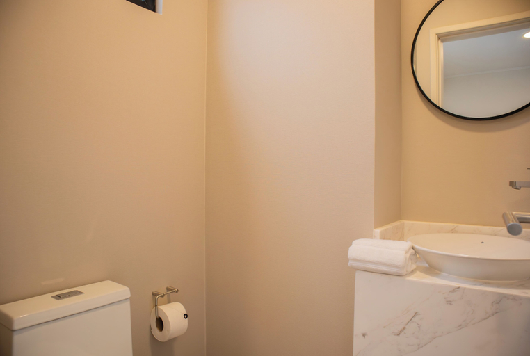 Bathroom 4, Liven in Miraflores by Wynwood House, Lima