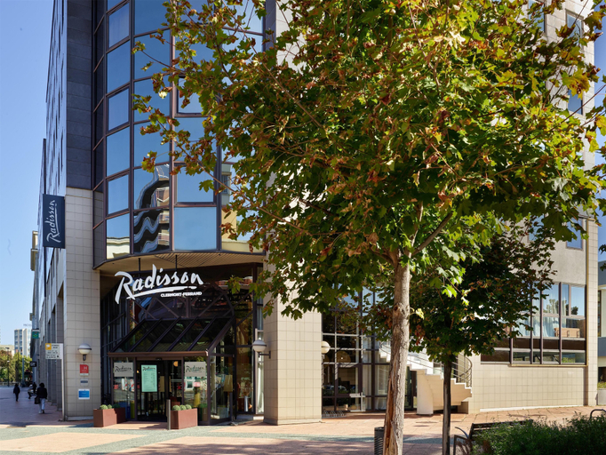 Exterior & Views 2, Radisson Hotel Clermont-Ferrand, Puy-de-Dôme