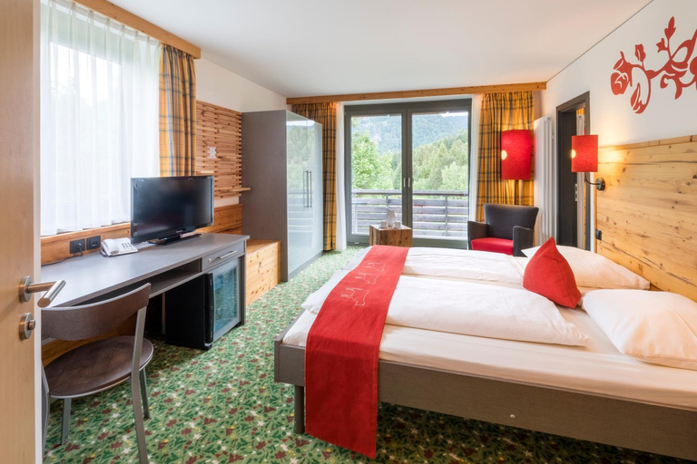 Bedroom 3, Hotel Oberstdorf, Oberallgäu