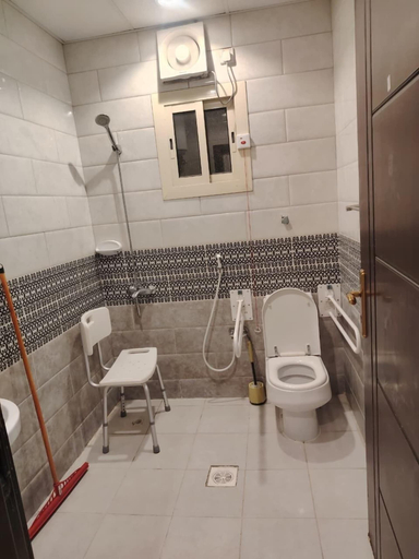 Bathroom, alawaleen haya hotel, Makkah