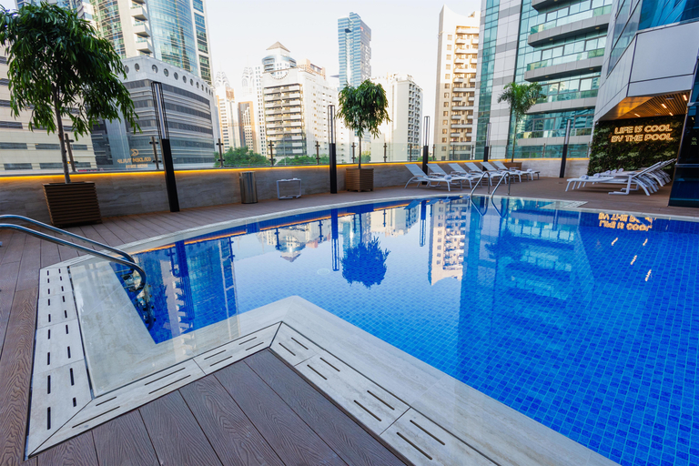 Sport & Beauty 2, Golden Tulip Media Hotel, Dubai