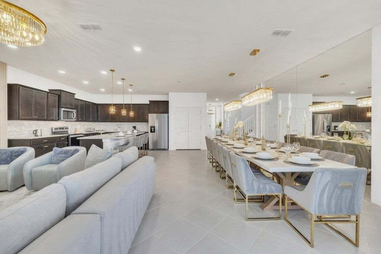 Dining 3, 10 Bed 8 Bath Villa Gamesroom & Pool 16284saint 10 Bedroom Villa, Lake