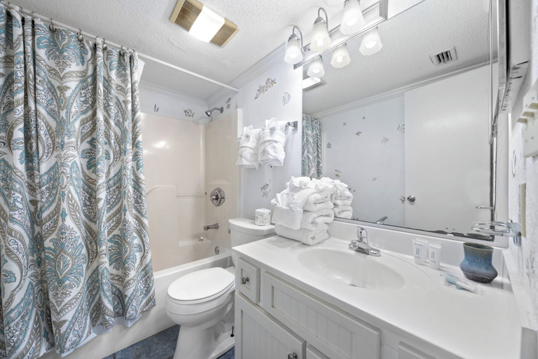 Bathroom 3, Phoenix IV Condos, Baldwin