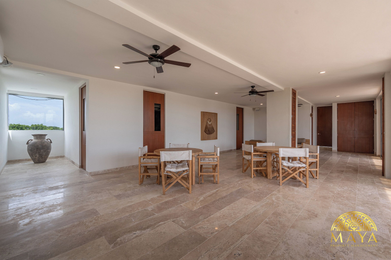 Rooftop terrace 2, NHOA 312C Lux 1BR Condo in Aldea Zama, Cozumel