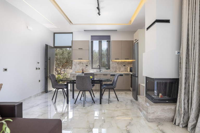 3, Villa You - With Private Pool, Crete