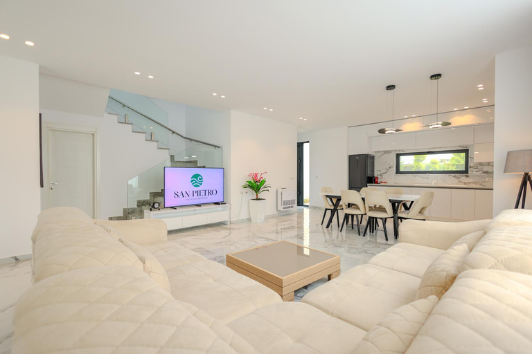 Others 3, SanPietro Premium Villas, Durrësit