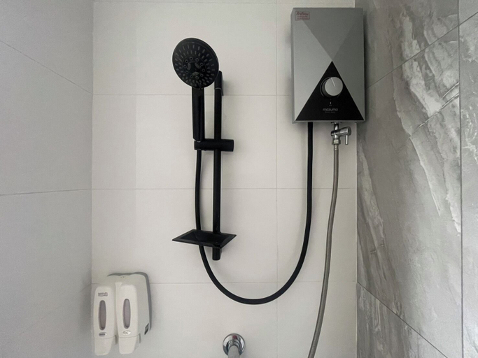 Bathroom 4, Baan Bangkok 97 Hotel Donmuang Airport, Thanyaburi