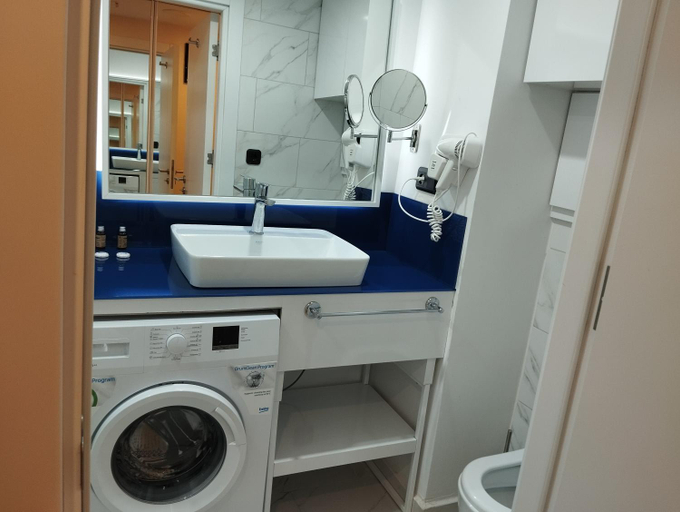 Bathroom, Outlook by Orbi, Batumi