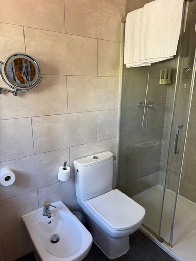Bathroom 4, Hotel Pitort, Barcelona
