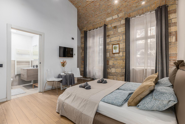 Bedroom 2, Central Apartments, Budapesti