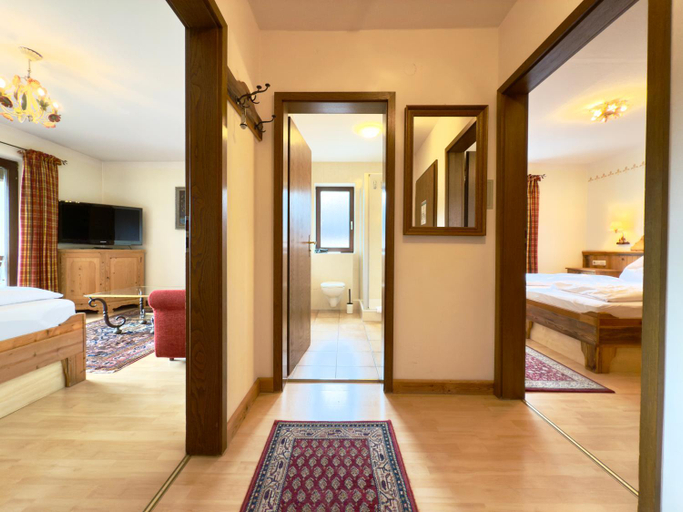 Bedroom 3, Hotel Forsthaus Oberau, Garmisch-Partenkirchen