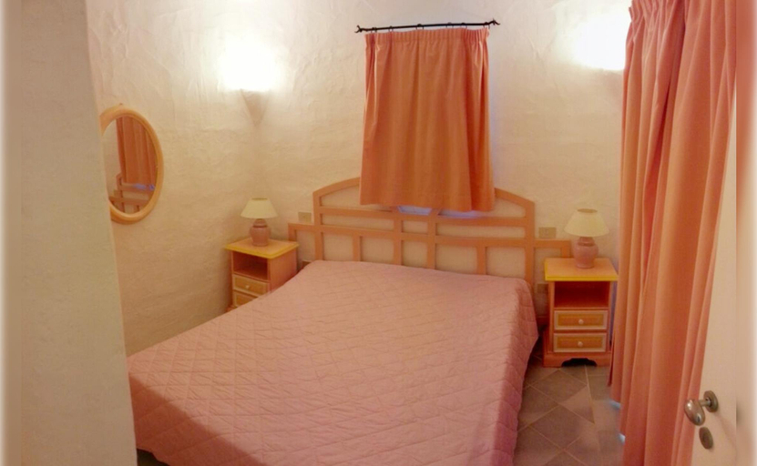 Bedroom 2, Seaside apartment Baja Sardinia - 6pl June July - 150 m from smeraldo beach, Olbia-Tempio