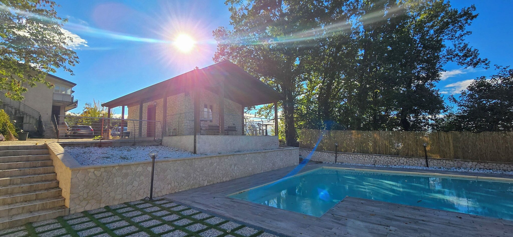 Pool 4, Secret Garden, Avellino