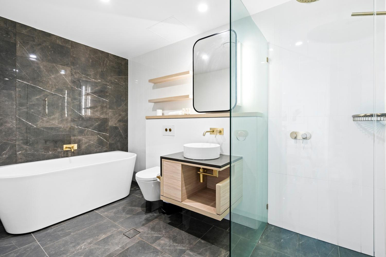 Bathroom 4, Sea view Beachfront apartment in surfers, Gold Coast