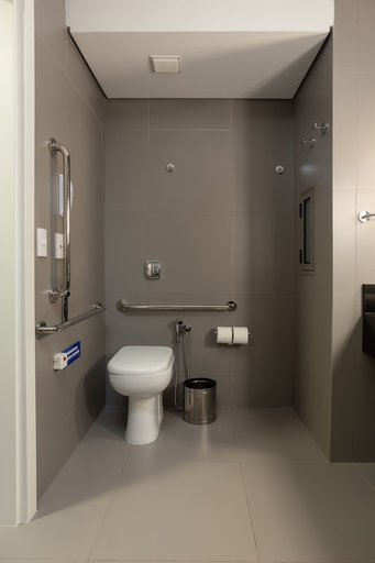 Bathroom 4, Hilton Garden Inn Itajai, Itajaí
