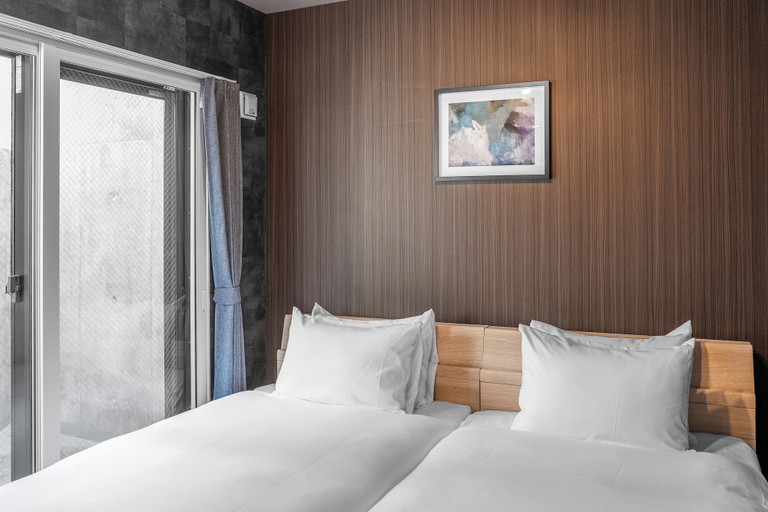 Room 3, HANA 102, Sapporo
