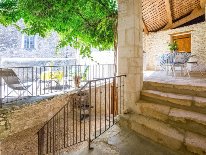 Public Area, Montclus Charm Views Calm, Gard