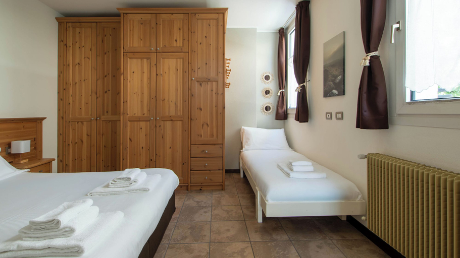Interior 3, Fiorini 4, Sondrio