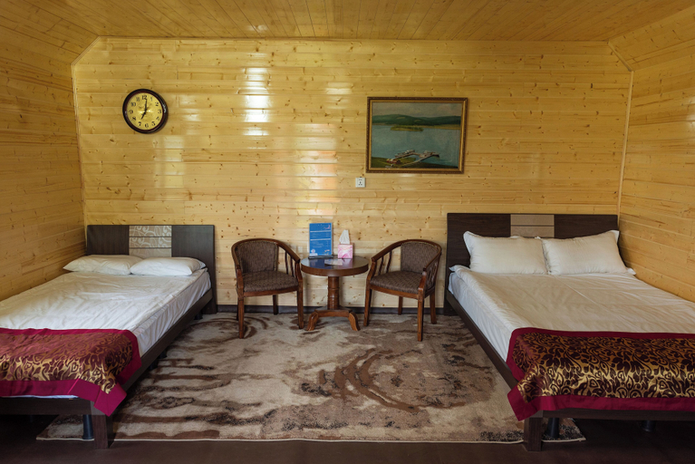 Room 3, Dalai Eej Resort - Inside Khuvsgul Lake National Park, Alag-Erdene