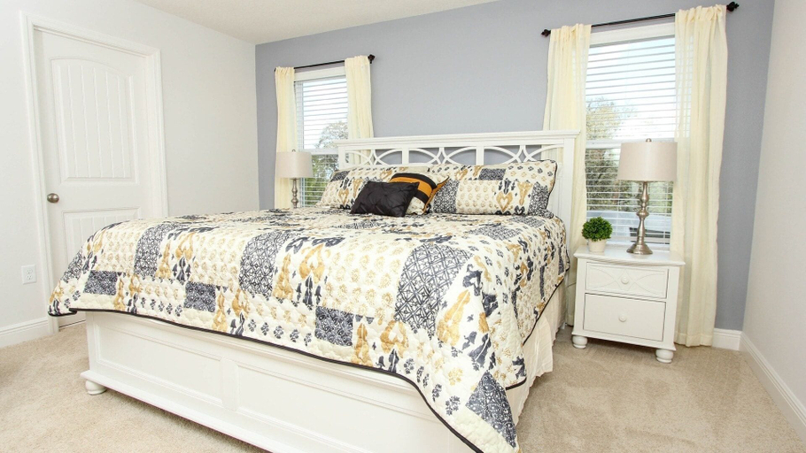 Room 2, Solterra Resort 5 bedroom South Facing Pool Home 5 Home, Polk