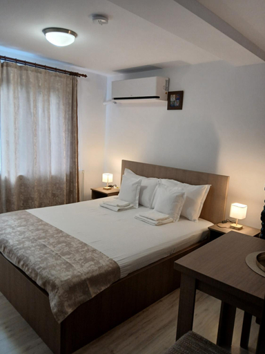 Bedroom 3, Perla Argesului - cazare langa Curtea de Arges cu piscina pe Transfagarasan, Albestii Pamanteni