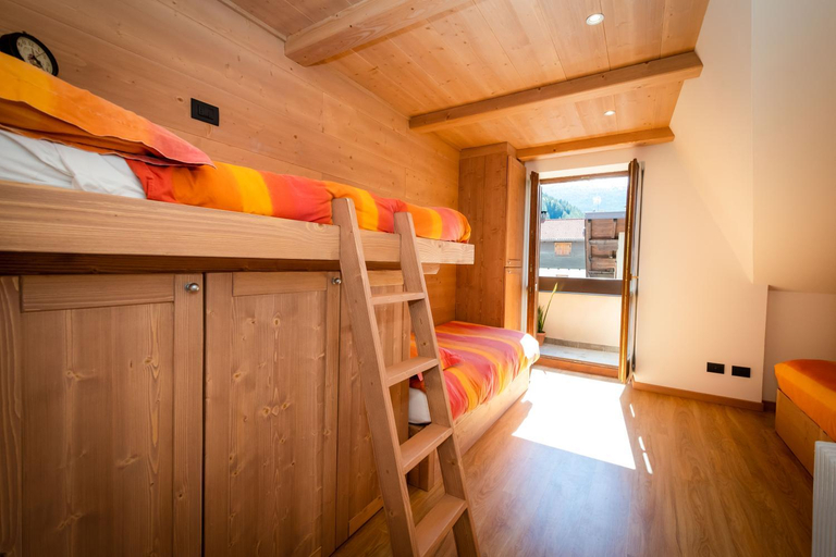 Bedroom 2, Casa Viola Lodge, Sondrio
