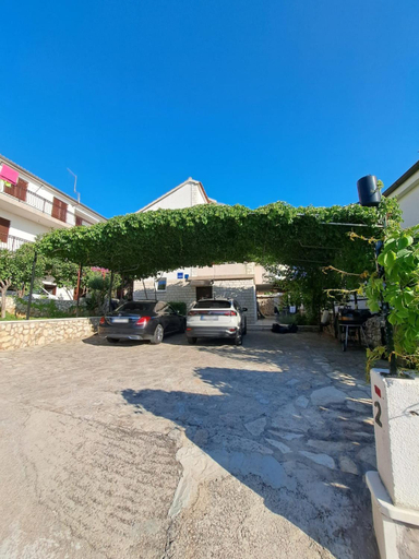 Exterior & Views, Apartments Ana Zaboric, 50 m od sljuncane plaze, Šibenik