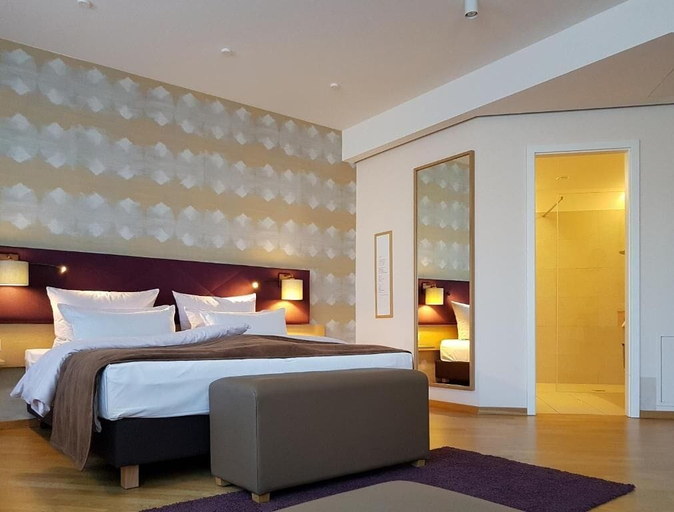 Bedroom 4, Restaurant & Hotel Einhorn, Rems-Murr-Kreis