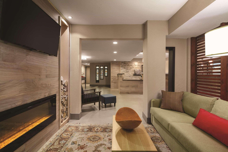 Public Area 2, Country Inn & Suites By Radisson, Bakersfield, Ca, Kern