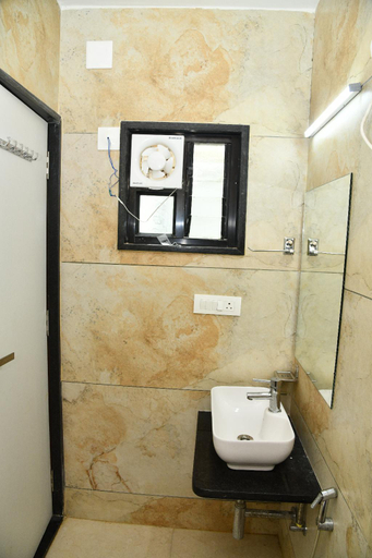 Bathroom, Hotel Shreeji Palace, Sirohi