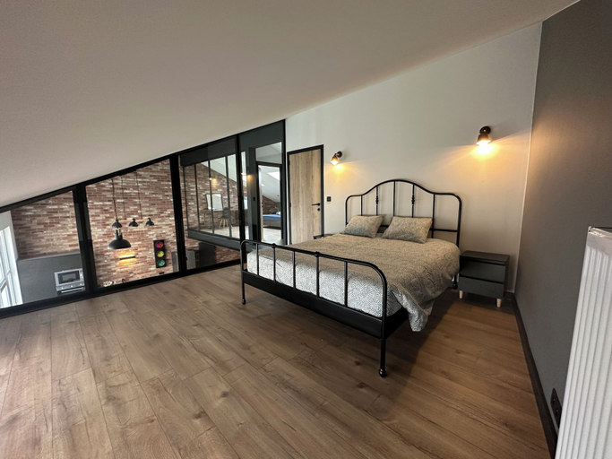 Room 2, Au 171 Le loft avec un Sauna, Liège