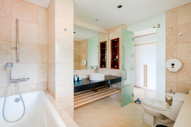 Bathroom 4, Ocean Villas Da Nang, Da Nang